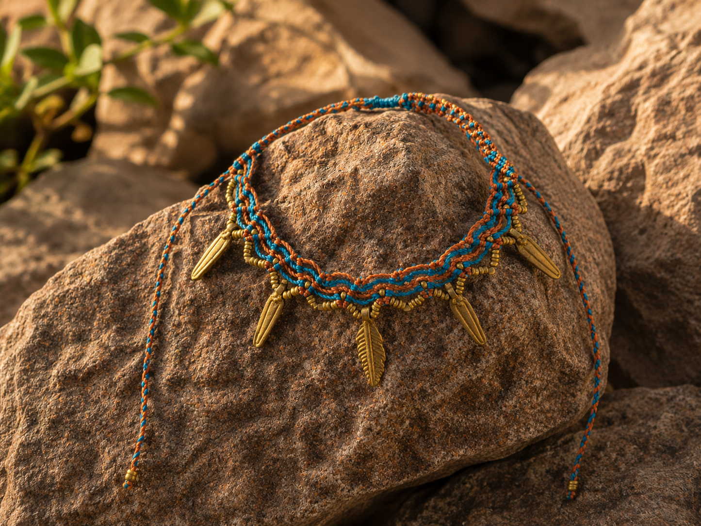Golden dune chocker- Blue & pink