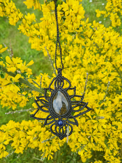 Lotus pendant