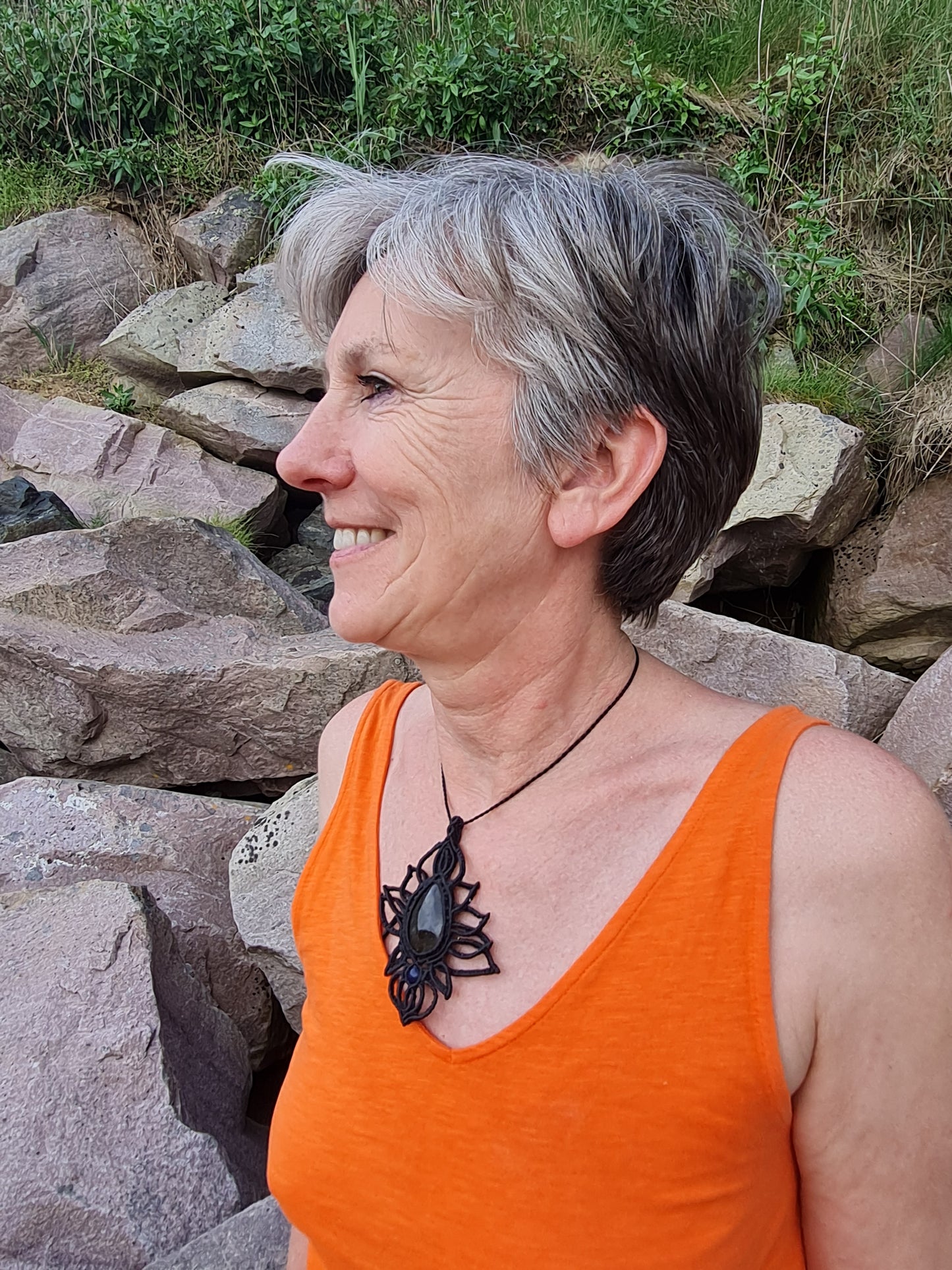 Lotus pendant