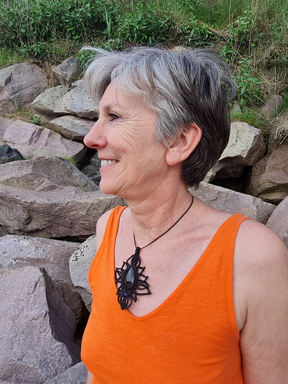 Lotus pendant